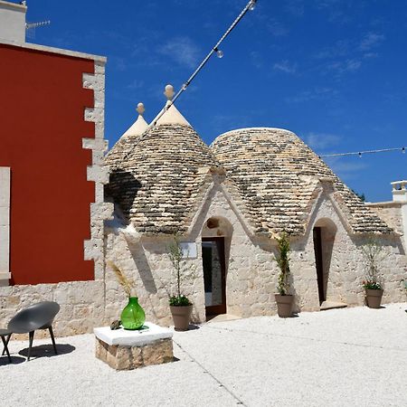 Lamarossa Trulli & Suites Antonelli Extérieur photo