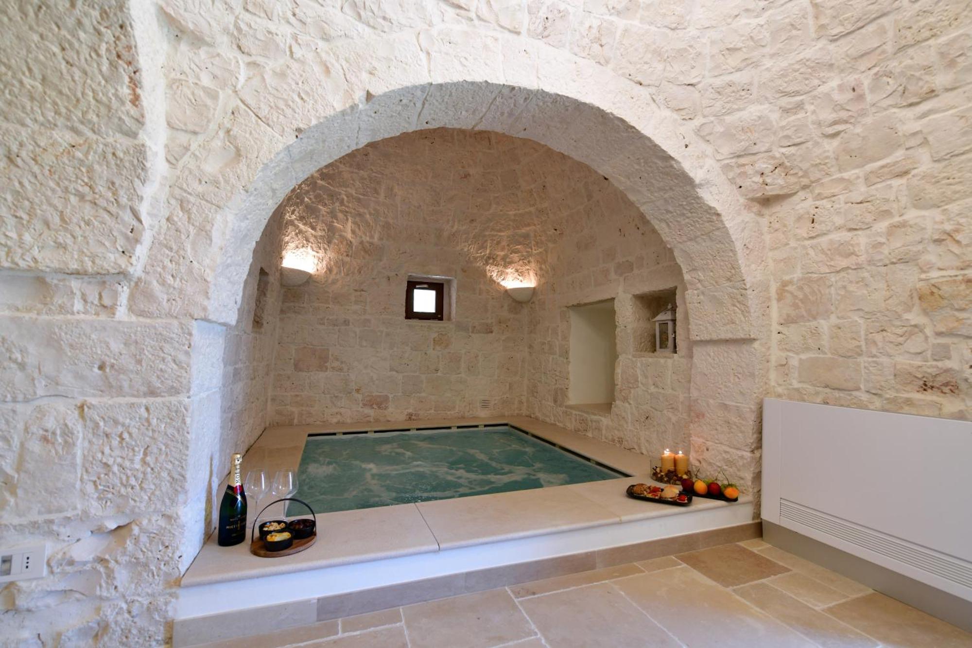 Lamarossa Trulli & Suites Antonelli Extérieur photo