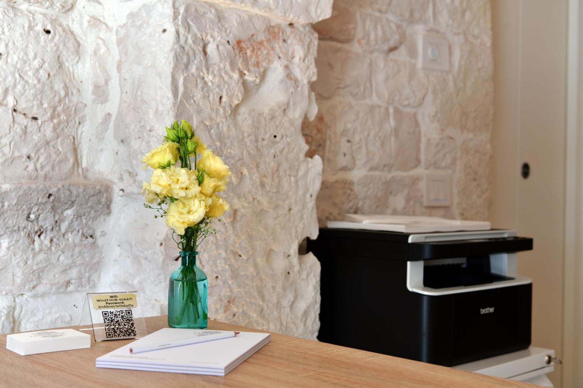 Lamarossa Trulli & Suites Antonelli Extérieur photo